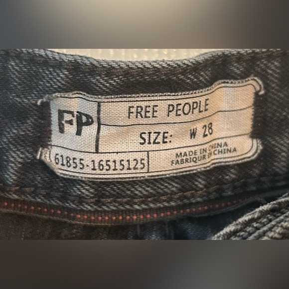 Free People Rock Denim Uptown Short- Blackbird/ Size 28 - Picture 5 of 7